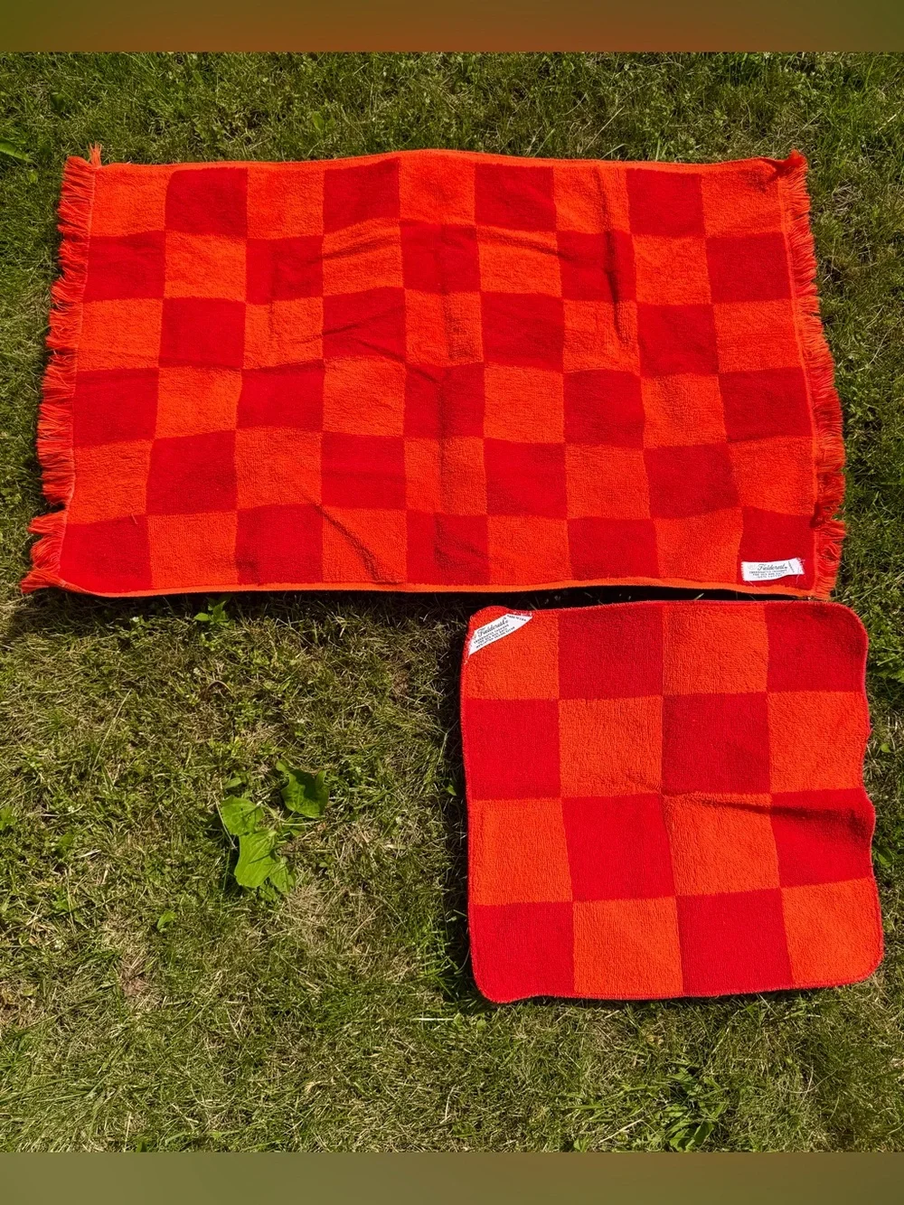 Vintage MCM Fieldcrest CHECKERBOARD Hand Towel Red Orange Cotton Washcloth 2 pc